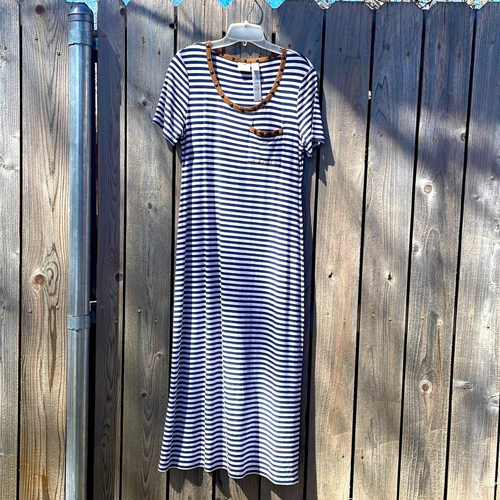 Chico’s size 0, small at Chico’s. Navy and white stripe with suede trim.